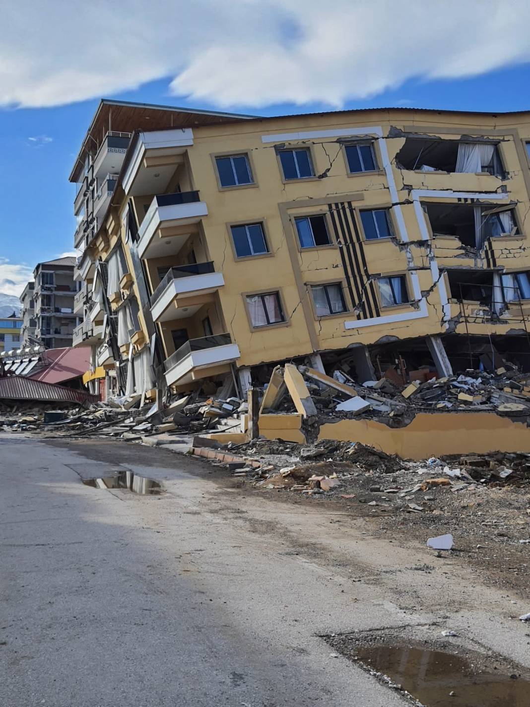 Uzman isimden o ilimiz için korkutan uyarı! Canlı yayında açıkladı: Çok yakında 8 büyüklüğünde deprem... 8